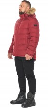 Мужская короткая бордовая куртка на зиму модель 49868